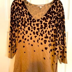 Tan 3/4 Leopard V-Neck Shirt